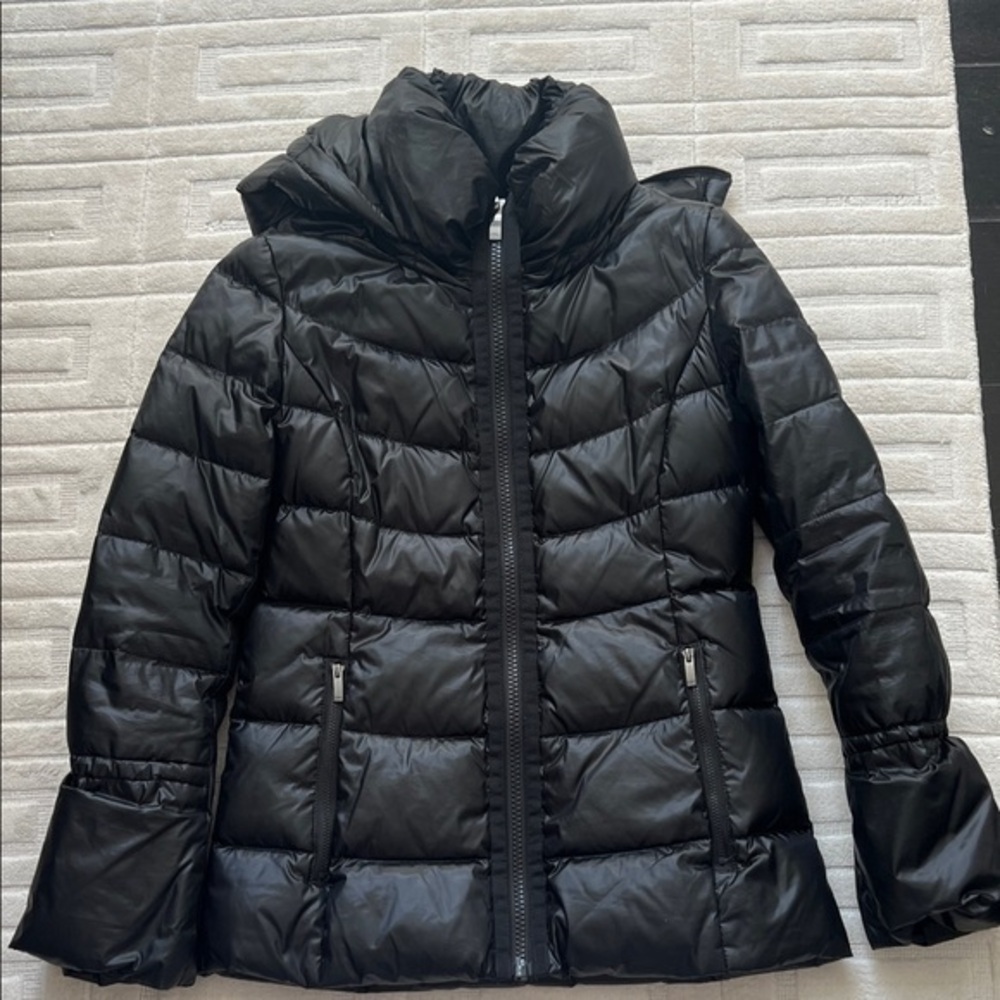 DKNY Women's Black Puffer Jacket SIZE XS - Picture 1 of 10